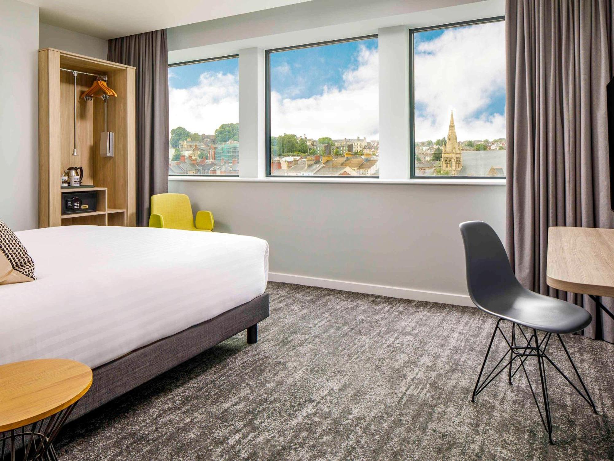 Mercure Newport Екстериор снимка