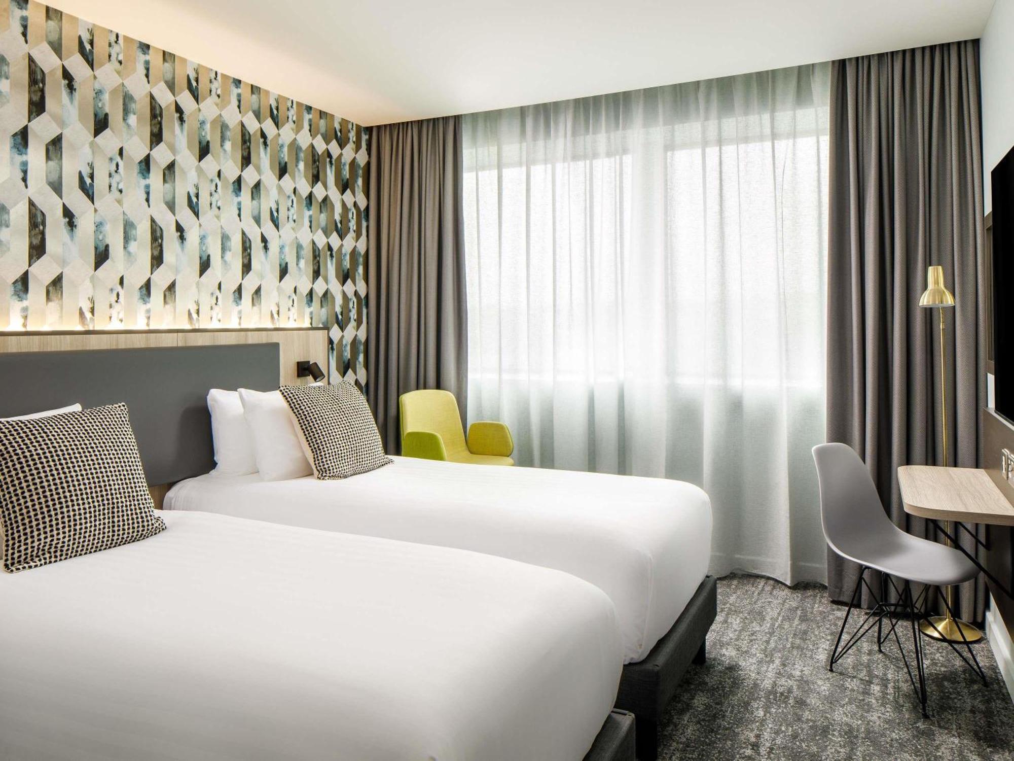 Mercure Newport Екстериор снимка