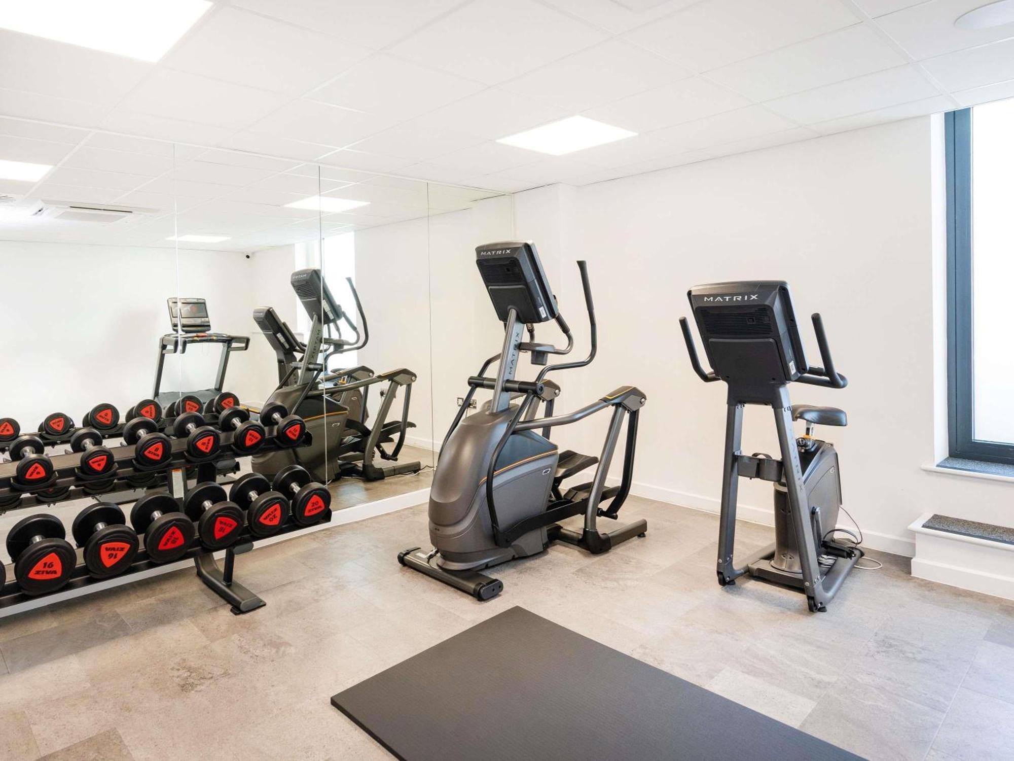 Mercure Newport Екстериор снимка