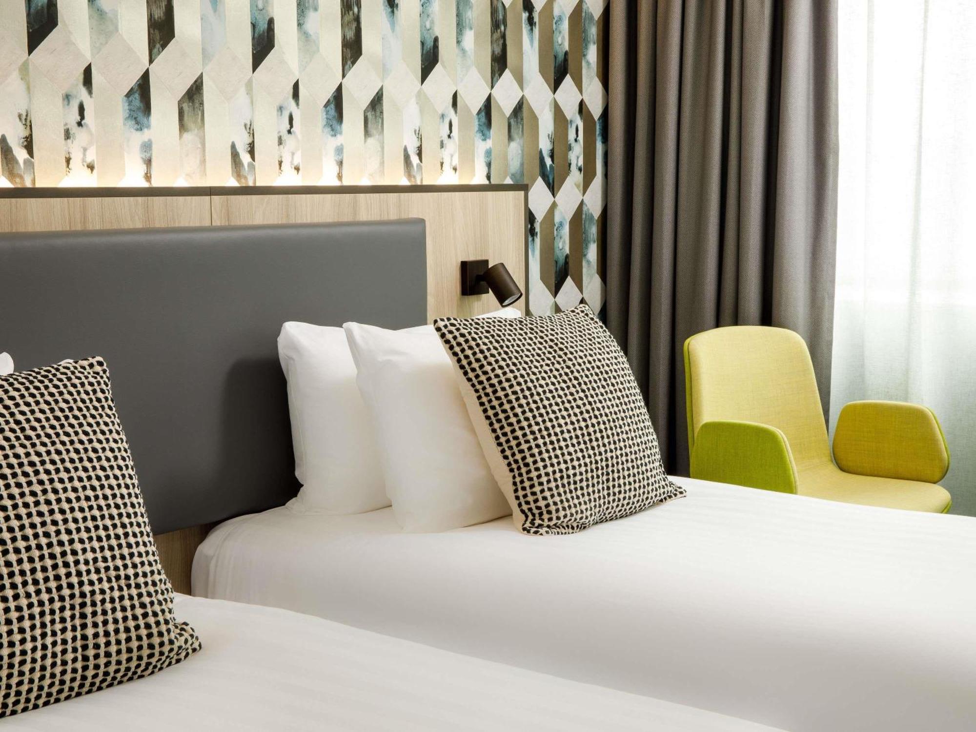 Mercure Newport Екстериор снимка